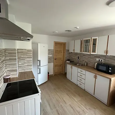 Holiday home Apartma Pr'komarjo *