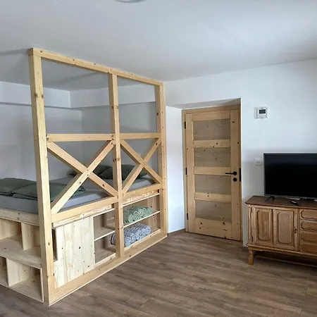 Apartma Pr'komarjo Holiday home