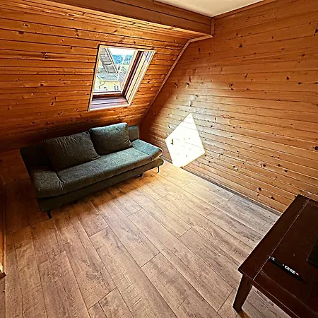 Apartma Pr'komarjo * Zgornje Gorje