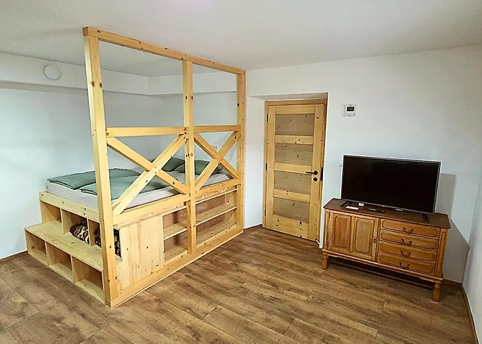 Apartma Pr'komarjo 度假居 Zgornje Gorje