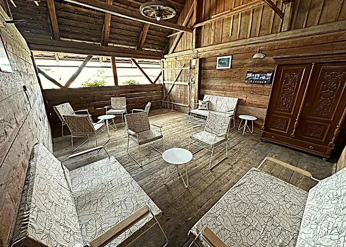 Apartma Pr'komarjo * Zgornje Gorje